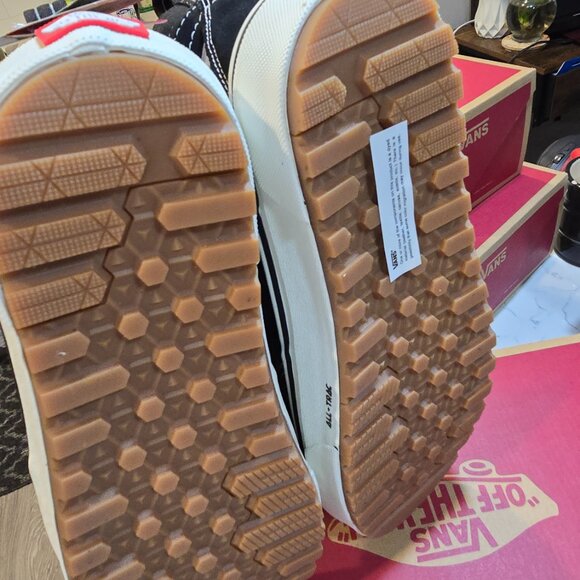 VANS Sk8- Waterproof MTE High Black True White VN000CVT6BT Men's Size 9 NEW - Picture 8 of 9